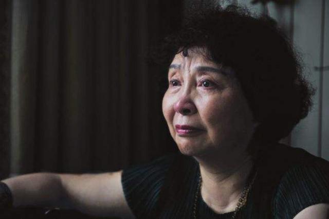 产子|10年前,那位不顾反对生下双胞胎女儿的60岁老人,如今过得怎样?