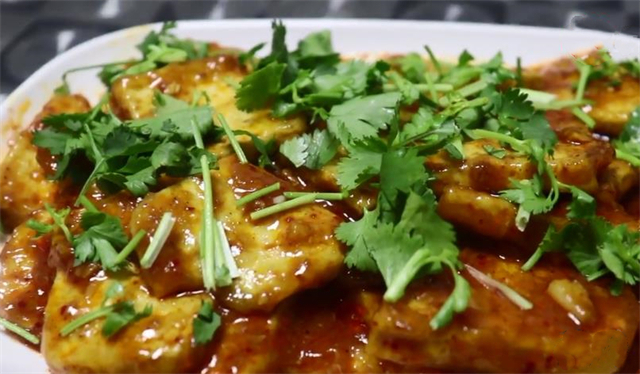 豆腐别再炒着吃,教你一个更好吃的家常做法,吃完还想吃