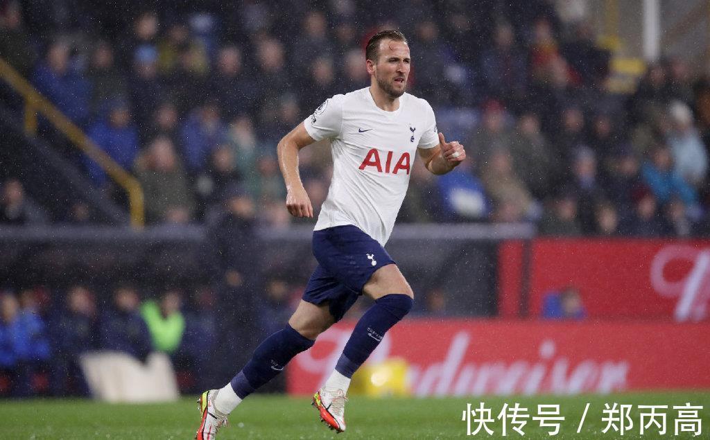 曼联|0-1,曼联切尔西笑了!英超劲旅爆冷,被轰17脚+5轮3分,争四乱了