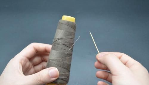 不管多小的针眼,一根牙签就能搞定,又快又准0失误,太有用了