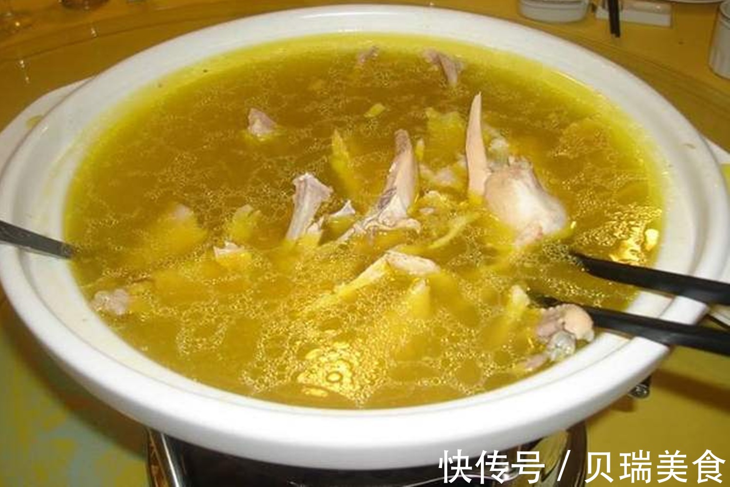 宝妈|新生儿只吃了3天母乳就去了医院,医生检查后发现,是妈妈惹的祸