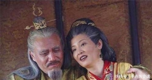 个姓|朱元璋花钱养20多个儿子，却不让1个姓“朱”，270年后才发现是真高明