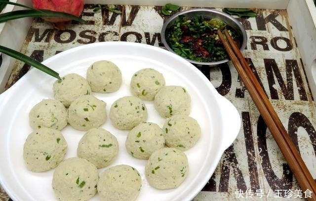 肉丸|别再油炸丸子了,这做法比肉丸好吃,白嫩鲜香不上火,秋燥要吃