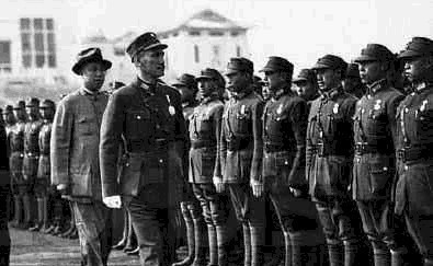 大战|中原大战期间，蒋介石手下6个师的各师长都有谁，他们的结局如何