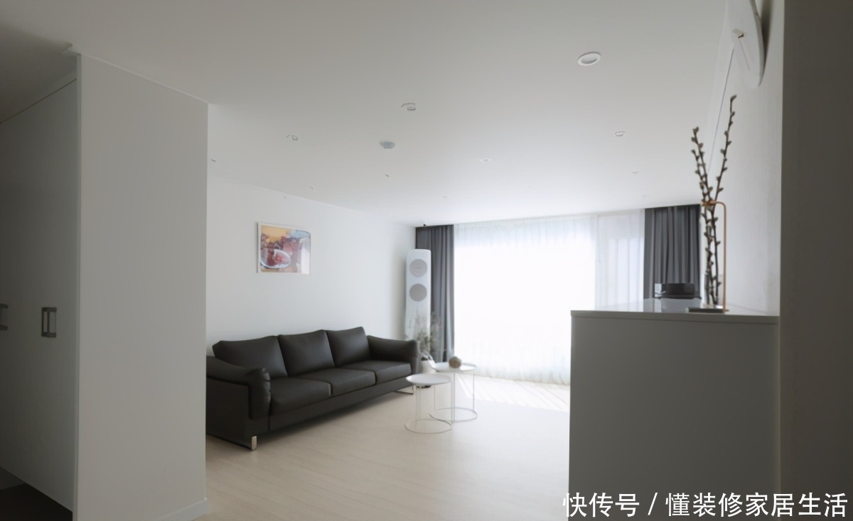 新房|韩国小夫妻只扔不买,145㎡新房做精简装修,全屋干净得不像话