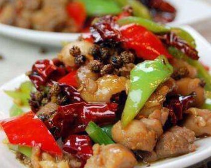 番茄鱼片汤 ,花椒鸡丁,粉蒸五花肉,土豆烧茄子豆角的做法