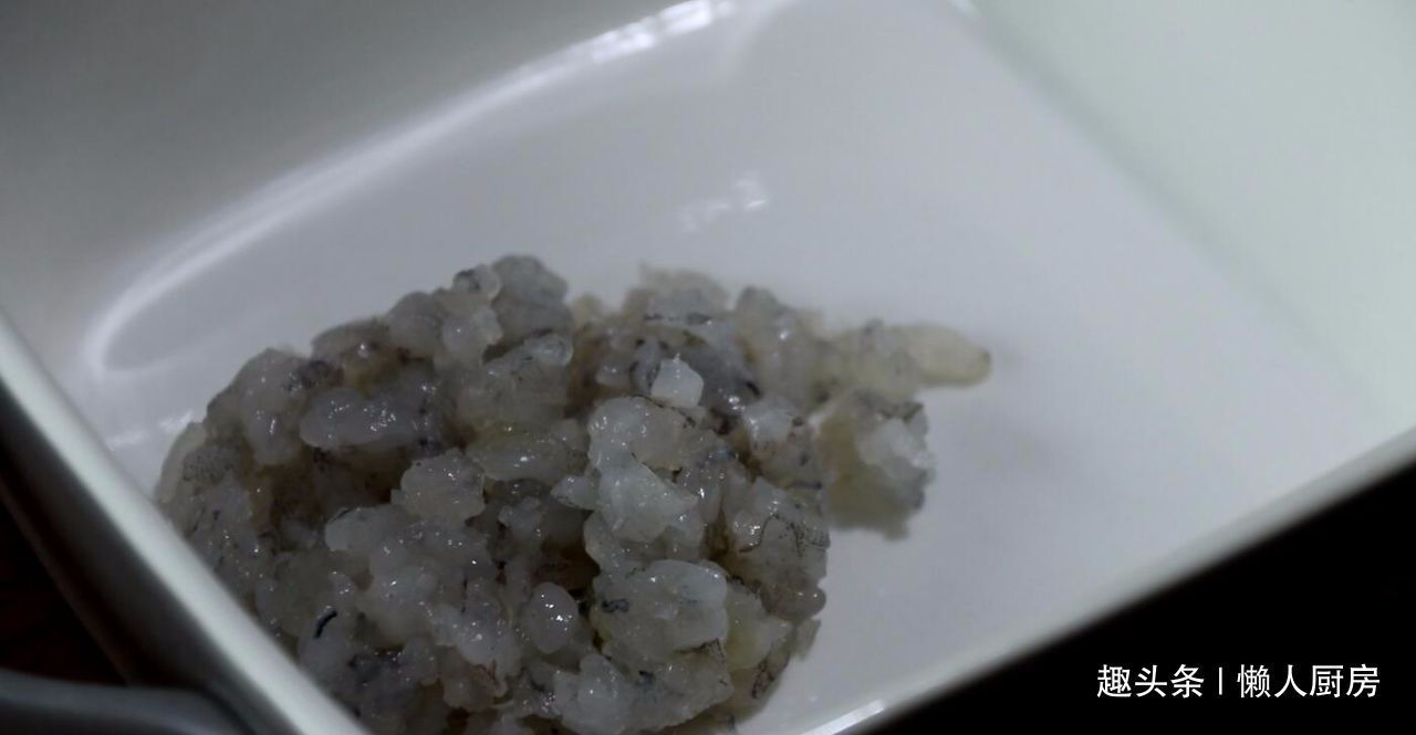 烤生蚝好不好吃全在酱汁，教你调一碗秘制酱料，比烧烤店的好吃