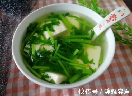 虾皮|豆腐和它一起煮,简单易学,营养极高,补钙长个头,孩子要多吃