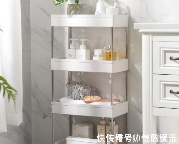 卫生间|去表姐家借住,一进卫生间就呆了,这样布置真高级,拍下来照着学