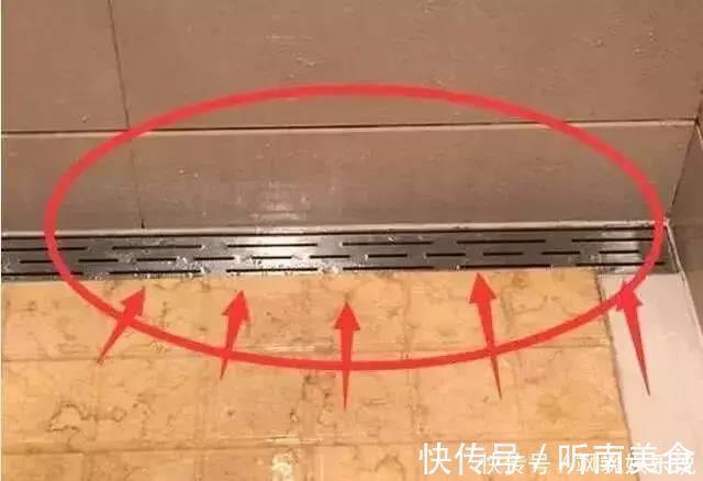 卫生间|卫生间别再装圆形地漏了，现在流行这么弄，排水效果好太多