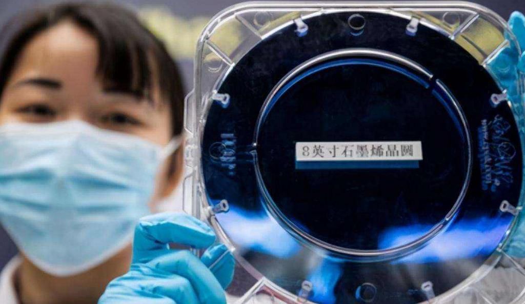 芯片|中科院成功制取石墨烯晶圆!石墨烯芯片有戏?还真被比尔盖茨说中