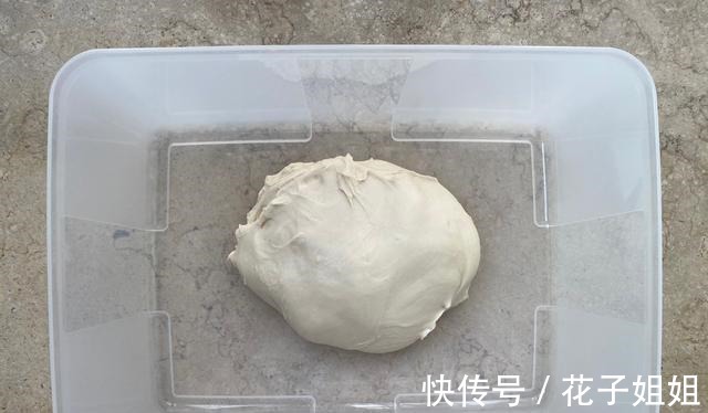 面团|教你一道皮脆馅多,造型新奇的能量早餐包,看起来就食欲大开!