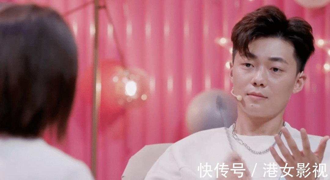 歧视|歧视单亲、对韩娇娇弹《贝贝》，刘梦竹真的是“洗衣粉家庭”？