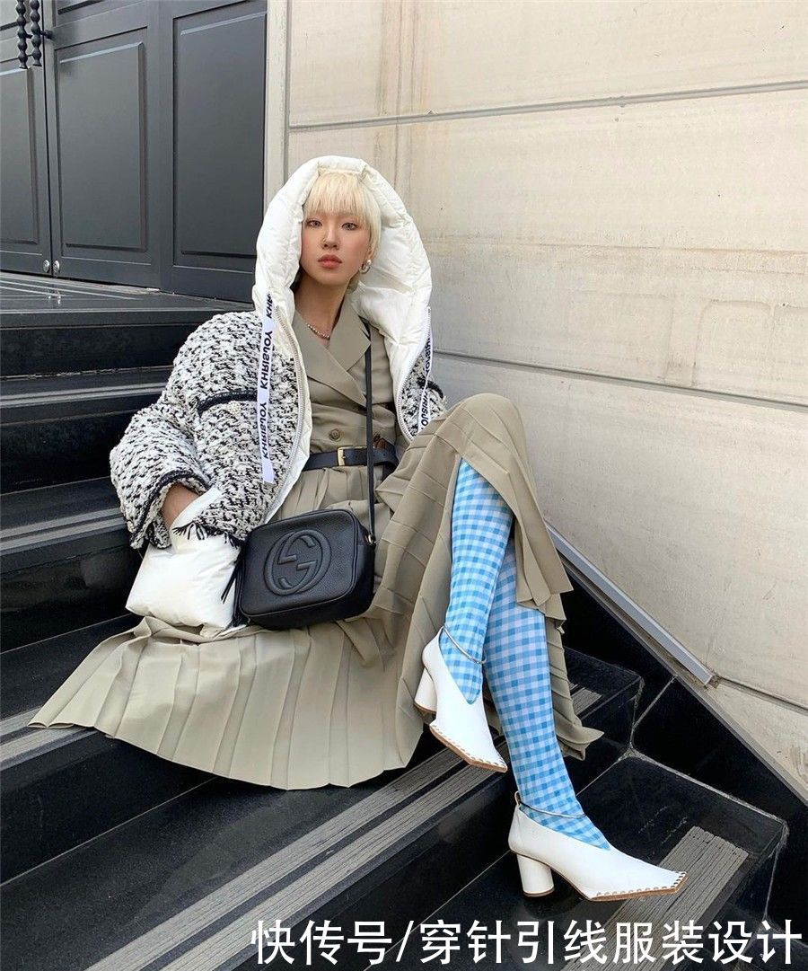 别忽略袜子这个小细节,它能让你时髦翻倍