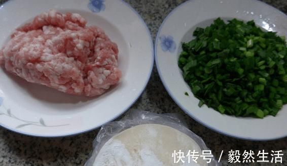肉馅|调肉馅,大厨教你“1盐2水3油”,鲜嫩美味又多汁儿,好吃不腥