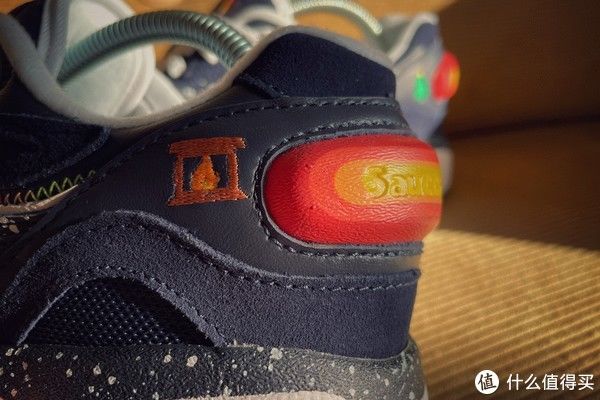 索康尼 Sneaker 篇一百五十二：迟到的圣诞节专题：索康尼6000X