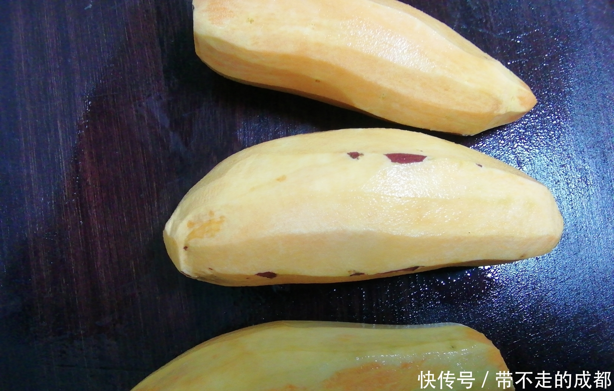 立冬|立冬前后,这美食正新鲜,上笼一蒸一炸,软糯香甜,比吃肉还过瘾