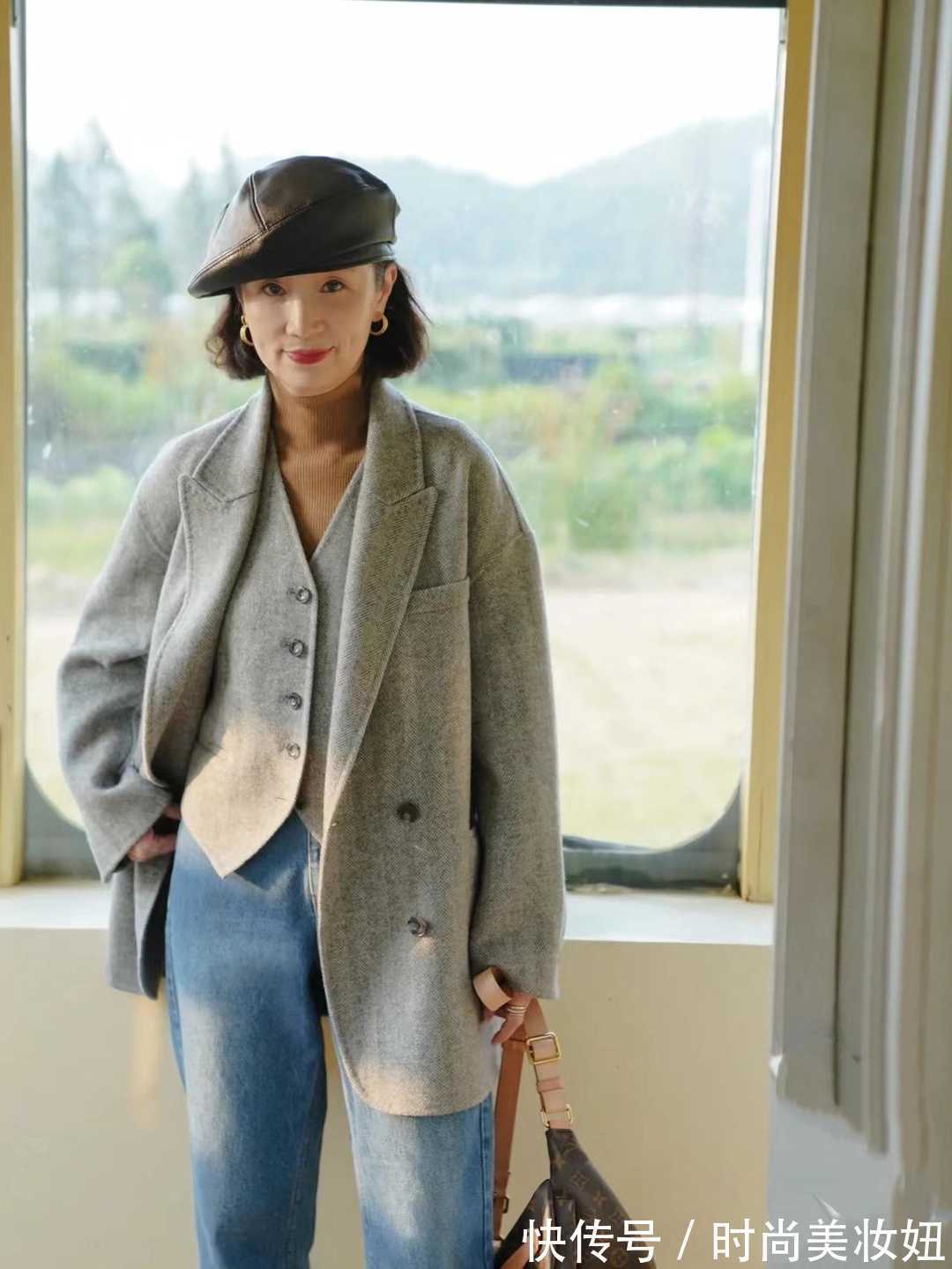 灰色 上了年纪的女人,建议多穿“高级灰”,显气质又得体大方,真高级