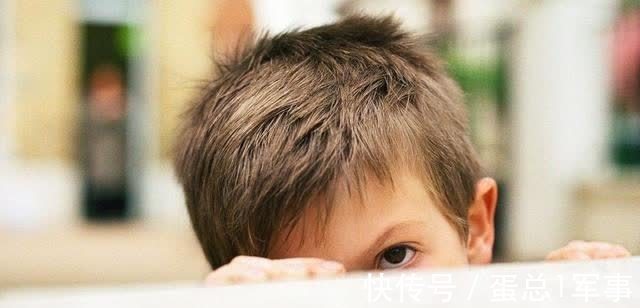 家长|孩子变得胆小，家长可以试试四个“小妙招”，或对孩子有帮助