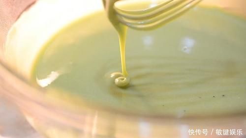 糯米粉加水，搅一搅、蒸一蒸，比蛋糕简单，比糍粑好吃，一学就会