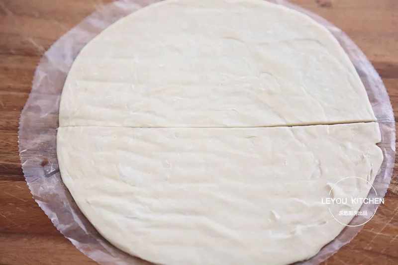 不用和面的牛肉饼,外酥里嫩,一卷一烙,比叫外卖还快