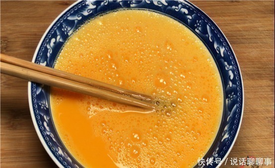 铁锅|西红柿炒鸡蛋，很多人都做错了，难怪不好吃，大厨教你正确做法