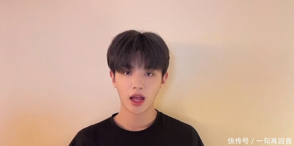 黄明昊《这!就是潮流》ID释出 综艺小天才&潮牌主理人小贾的新综艺在路上了!