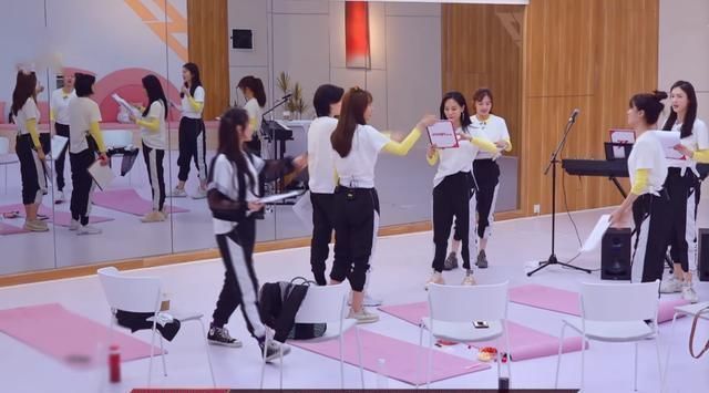 浪姐2,进错组毁终身啊黄圣依难搞,静姐委屈落泪,下期大预测