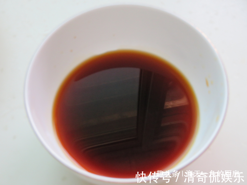 凉拌|夏天此野菜最受欢迎,不花钱菜地里掐一把,拌拌就能吃,清热解暑