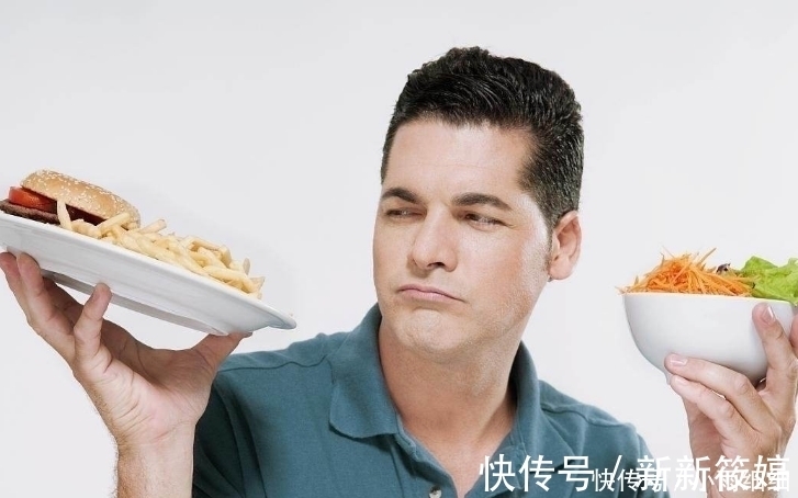 日常|肝脏受损时，身体可能会出现5个日常“小症状”