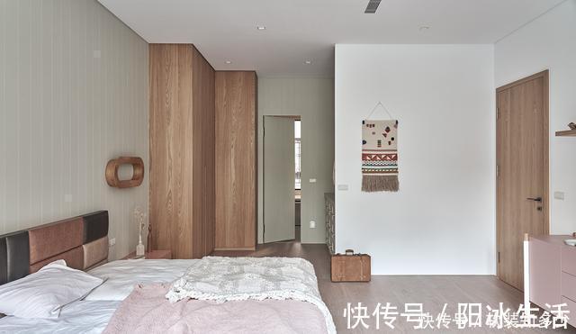 层架|一家三口住在这素雅别致的环境中，真令人羡慕，这是怎么装饰的呢