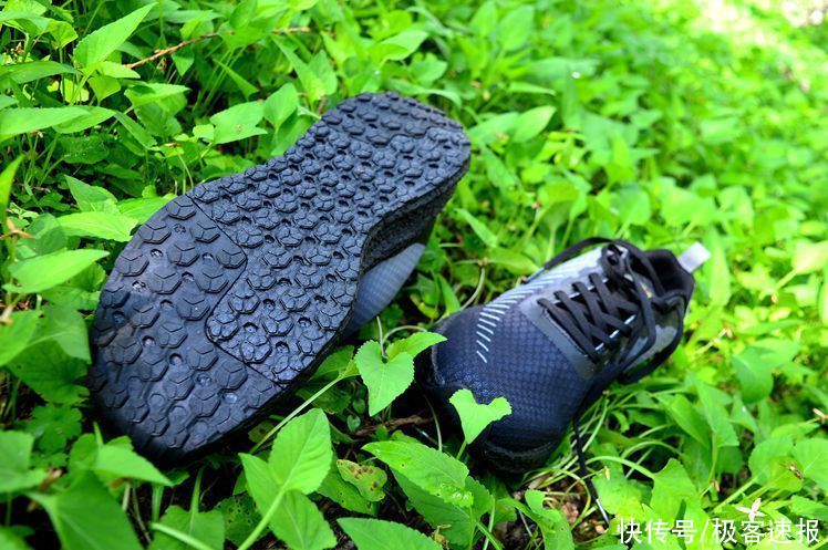 健身|夏日健身,跑鞋要轻便抗菌,天越透气抗菌轻弹跑鞋体验