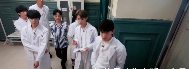 何炅再度做客《密室3》，將高情商體現(xiàn)得淋漓盡致