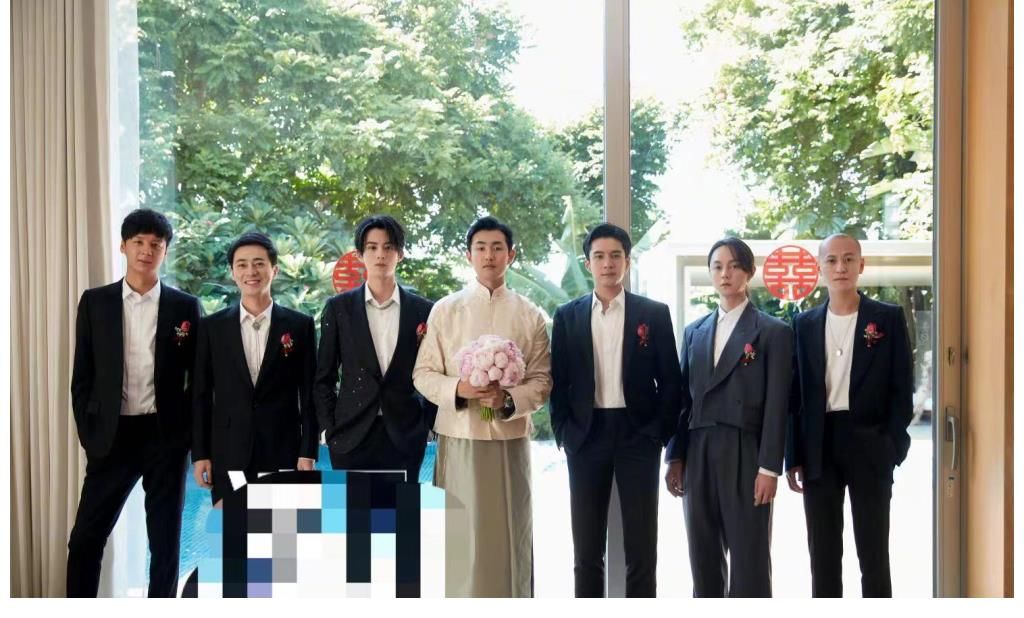 尹正|王彦霖结婚,伴郎没有黄子韬,黄子韬看直播哭了要做孩子干爹