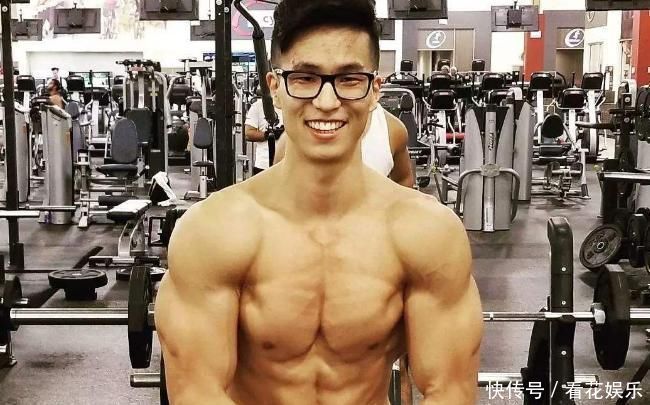 肌肉|肌肉男停止力量训练1年，又重新开始健身后，肌肉会有什么改变