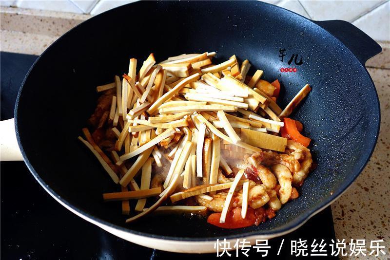 豆干最好吃的做法,香辣可口,美味下饭,全家都爱吃,筷子停不了