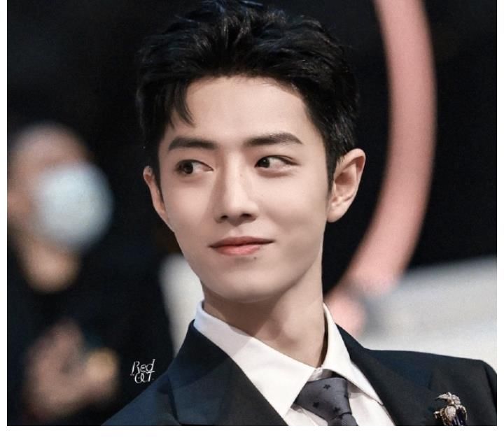 肖戰(zhàn)|肖戰(zhàn)拒絕很多綜藝和晚會(huì)，不想過渡曝光，以免遭人眼紅