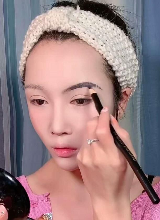 小姐姐仿妆动漫妲己,开始长得就挺美,看到最后还挺符合人设