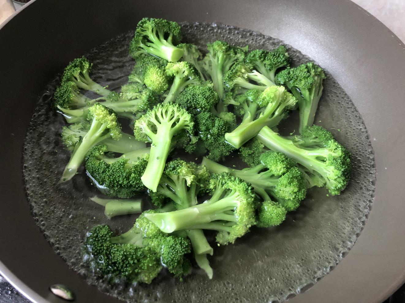 气色|“天然叶酸”终被找到,女人隔三差五吃一次,气血充足气色好