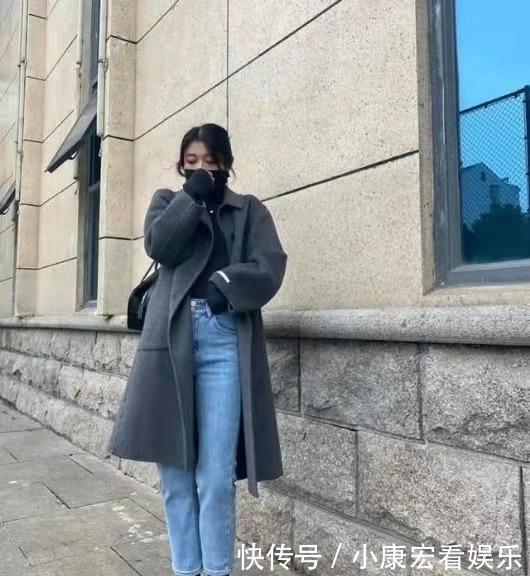  有一种时尚叫“高级灰大衣”，经典百搭，配对内搭才够美