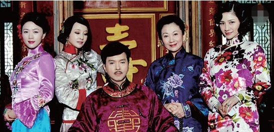 王仪贞|15岁嫁军阀当妾,17岁得30万遗产,退钱给原配儿子:我要去上学