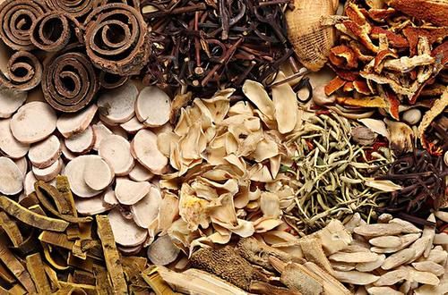 不良习惯|42岁大姐查出甲状腺结节,半年消散,甲乳外科:3种食物宜多吃