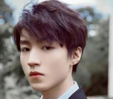 常驻嘉宾|鹅厂也是再度官宣一档自家的新综艺三位嘉宾都是新生代的翘楚人物