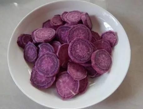 一款甜点，不用烤箱不用油炸，香甜又细腻