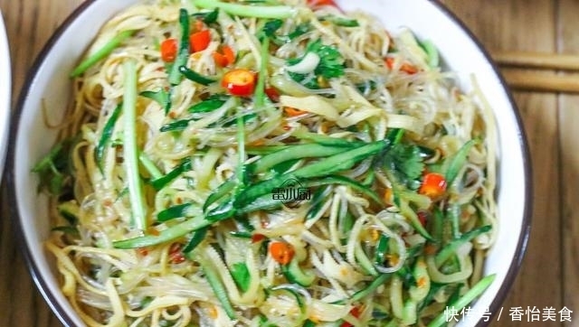 周末家人团聚,我做了6荤2素,一家人吃了一大锅米饭!