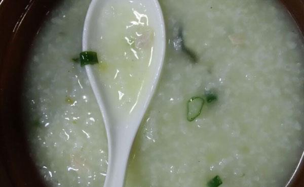 碳水化合物|牛奶加鸡蛋,算不算营养早餐?早餐是否合格,应怎样判断?