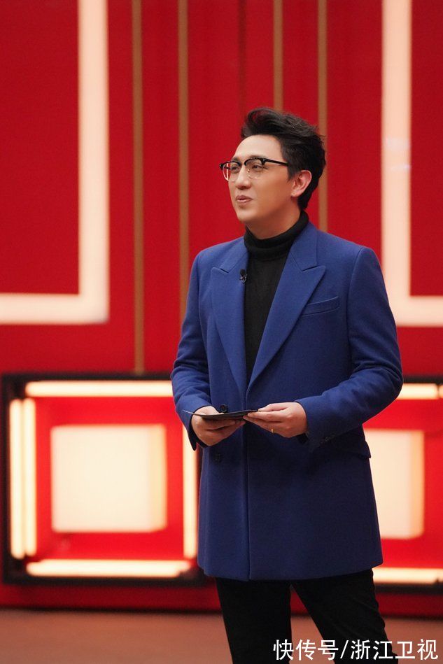 在创新表达中传递情感温度,《闪光的乐队》第二场音乐节再掀热潮!蓝天下