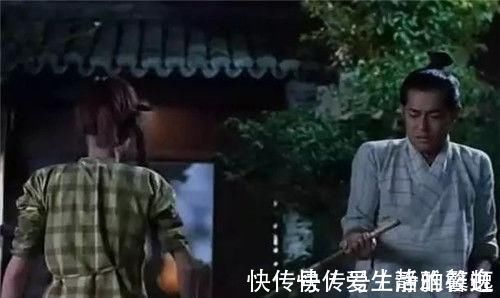 苏东坡传@苏轼被老友的妻子赶出门,他愤然写下一诗,衍生出一成语流传至今