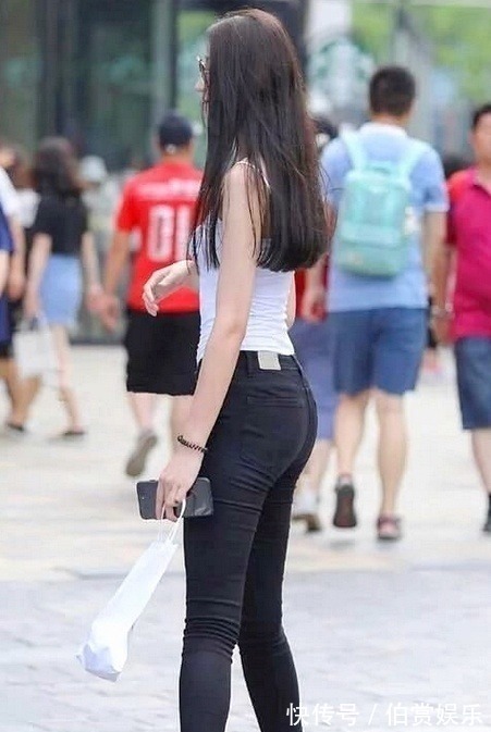 清新可爱 黑白配是经典搭配,清新可爱优雅大方,气质大增!