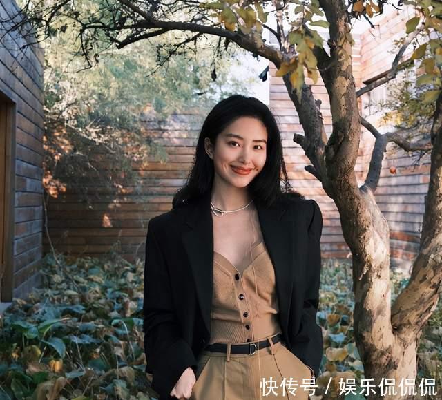 看上去阳光的女生，基本上都有这3个特征，让你比同龄人更显年轻